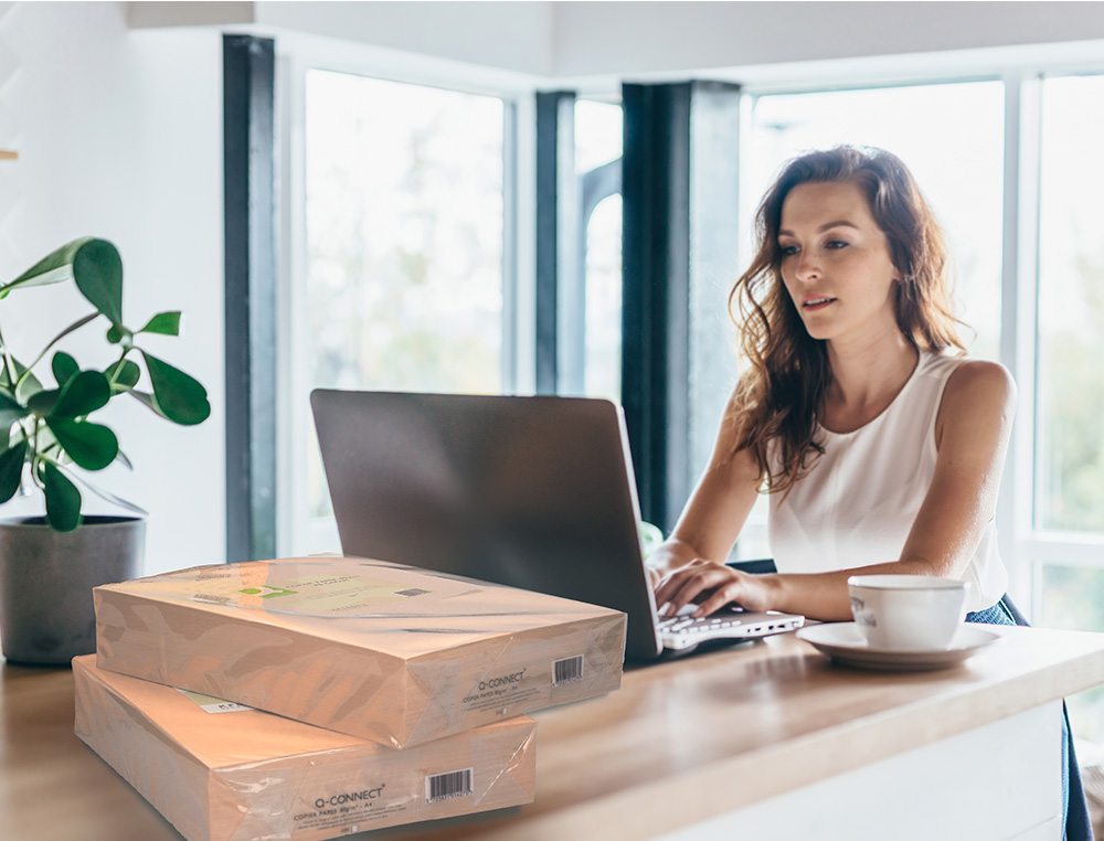 PAPEL COLOR Q-CONNECT DIN A3 80GR CREMA PAQUETE DE 500 HOJAS